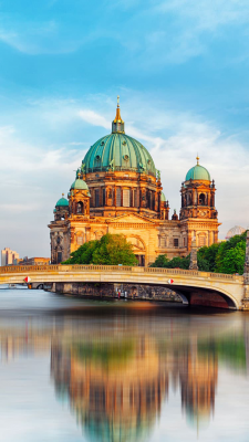 berlin_cathedral.png